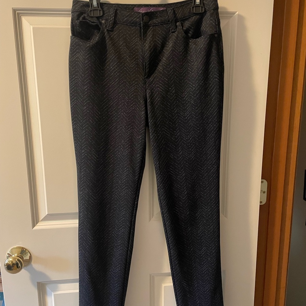 Gloria Vanderbilt Black and Gray Patterned Pants